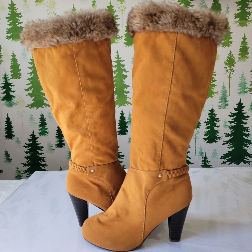 Avon Tan Heeled Boots with Knee-High Design and Faux Fur Trim.